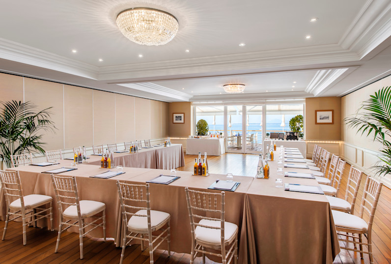 HDC - Salon Iles de Lerins Ushape