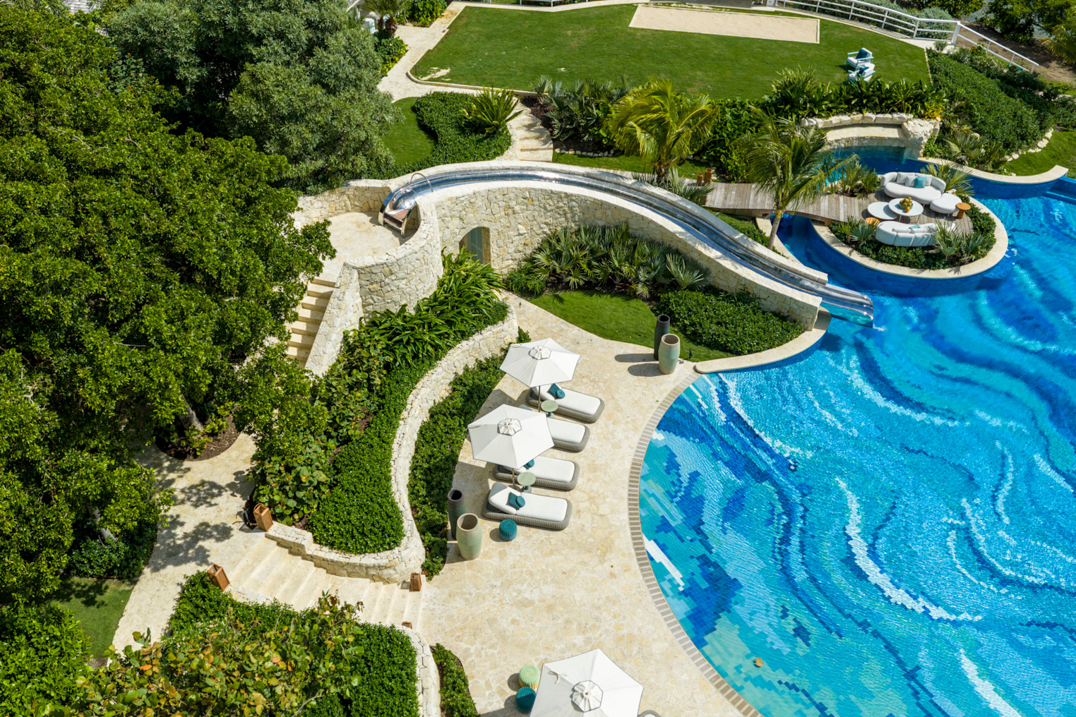 StudioIDC EvangelineDrone-52