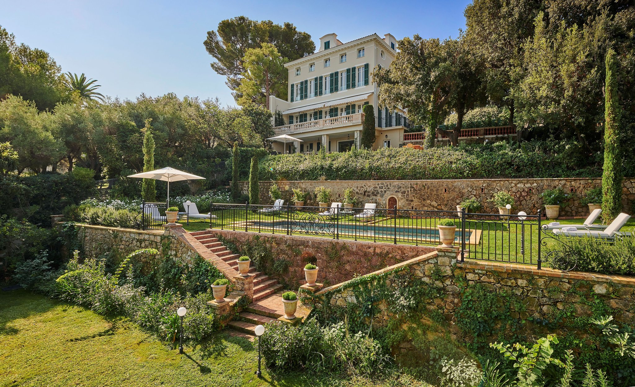 HDC - Villa Sainte-Anne Gardens View Villa