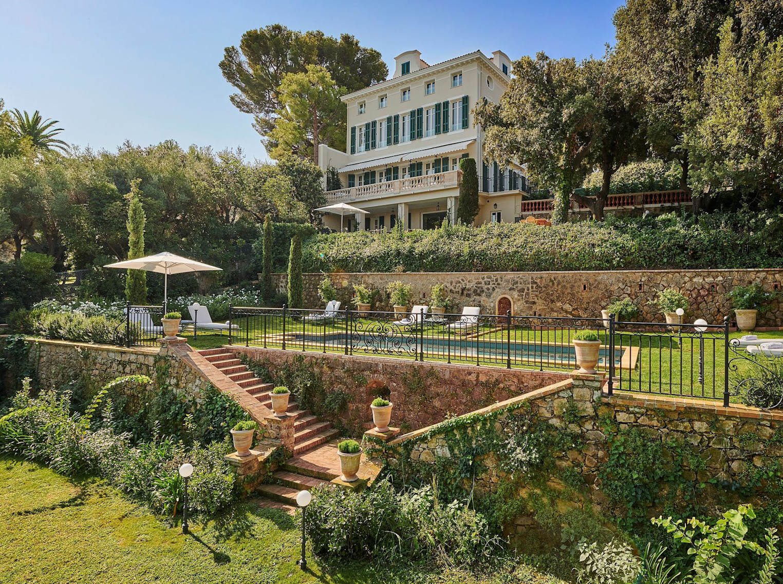 HDC - Villa Sainte-Anne Gardens View Villa