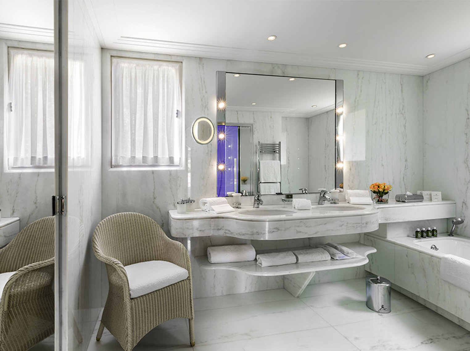 HDC - Villa Eleana Bathroom