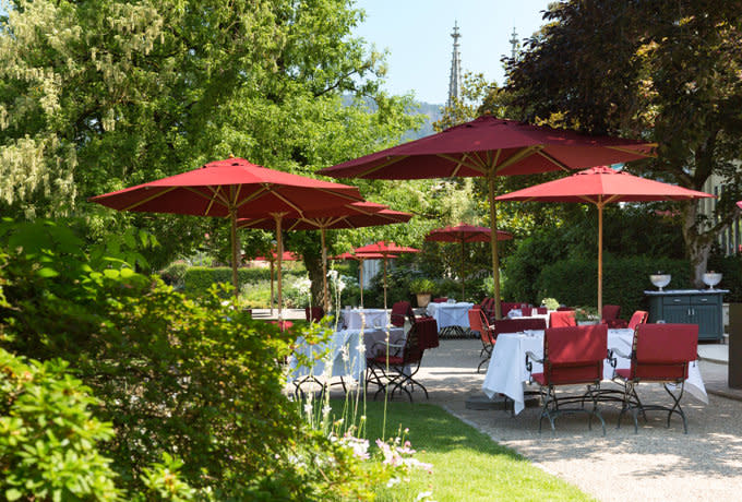 Brenners-Park-Hotel-Spa-Restaurant-Wintergarten-Terrace©Claire-Cocano