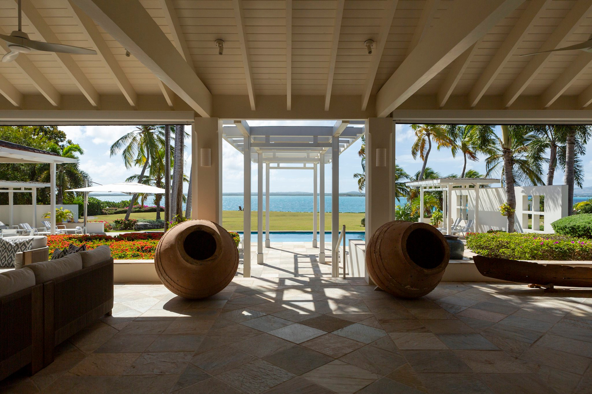 Room XTUC - Image 20