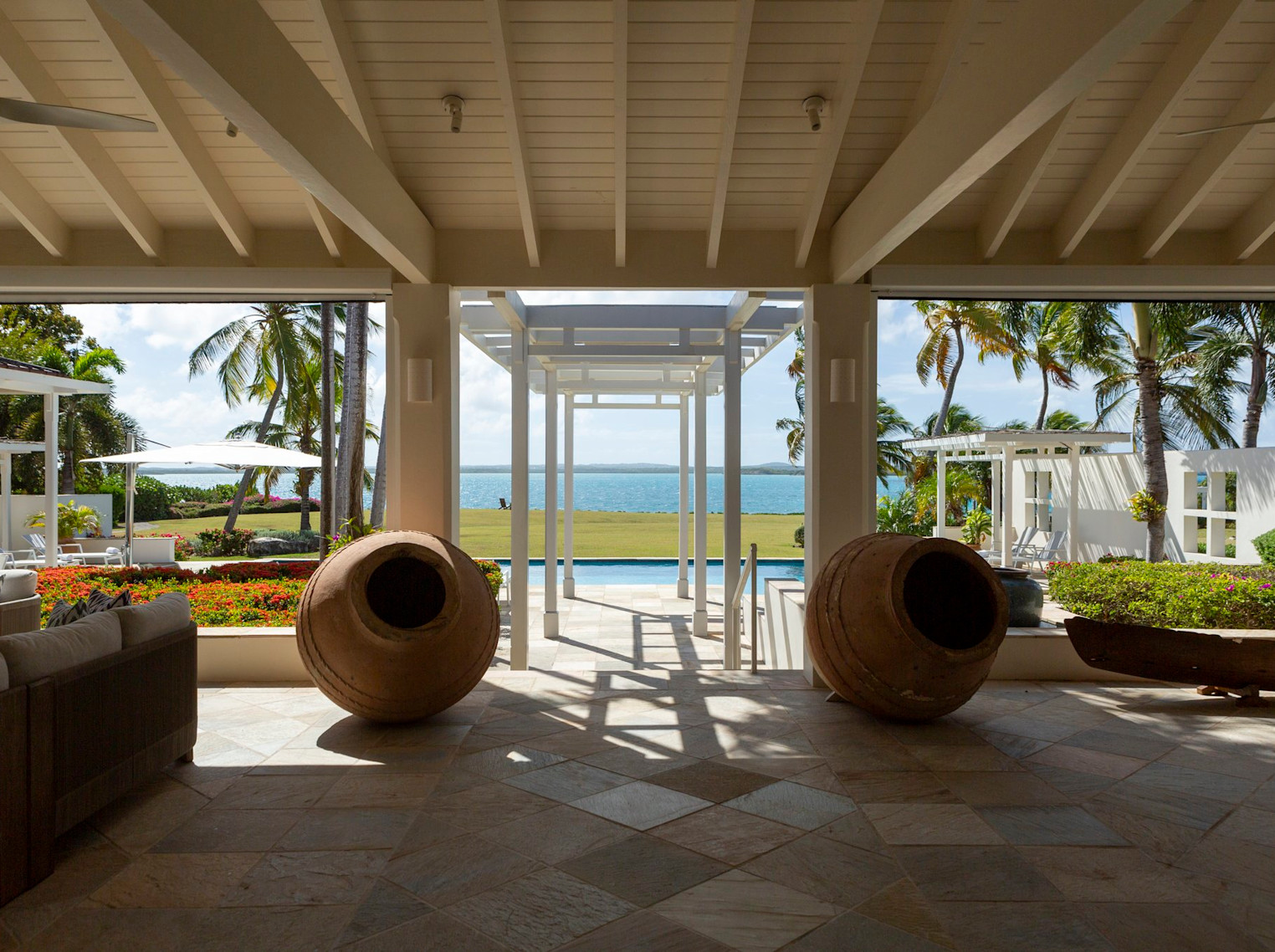 Room XTUC - Image 20