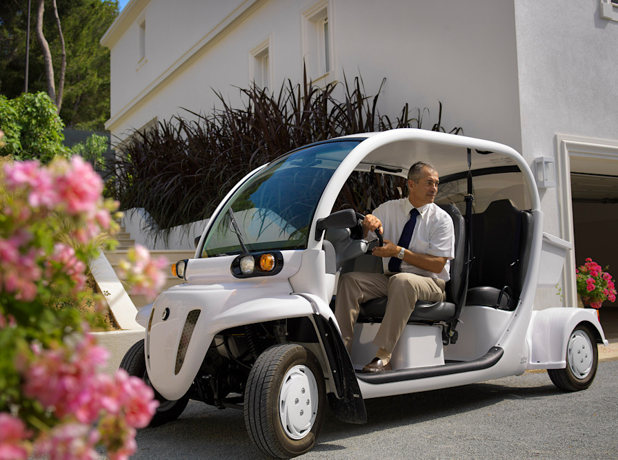 HDC - Villa Eleana Electric car