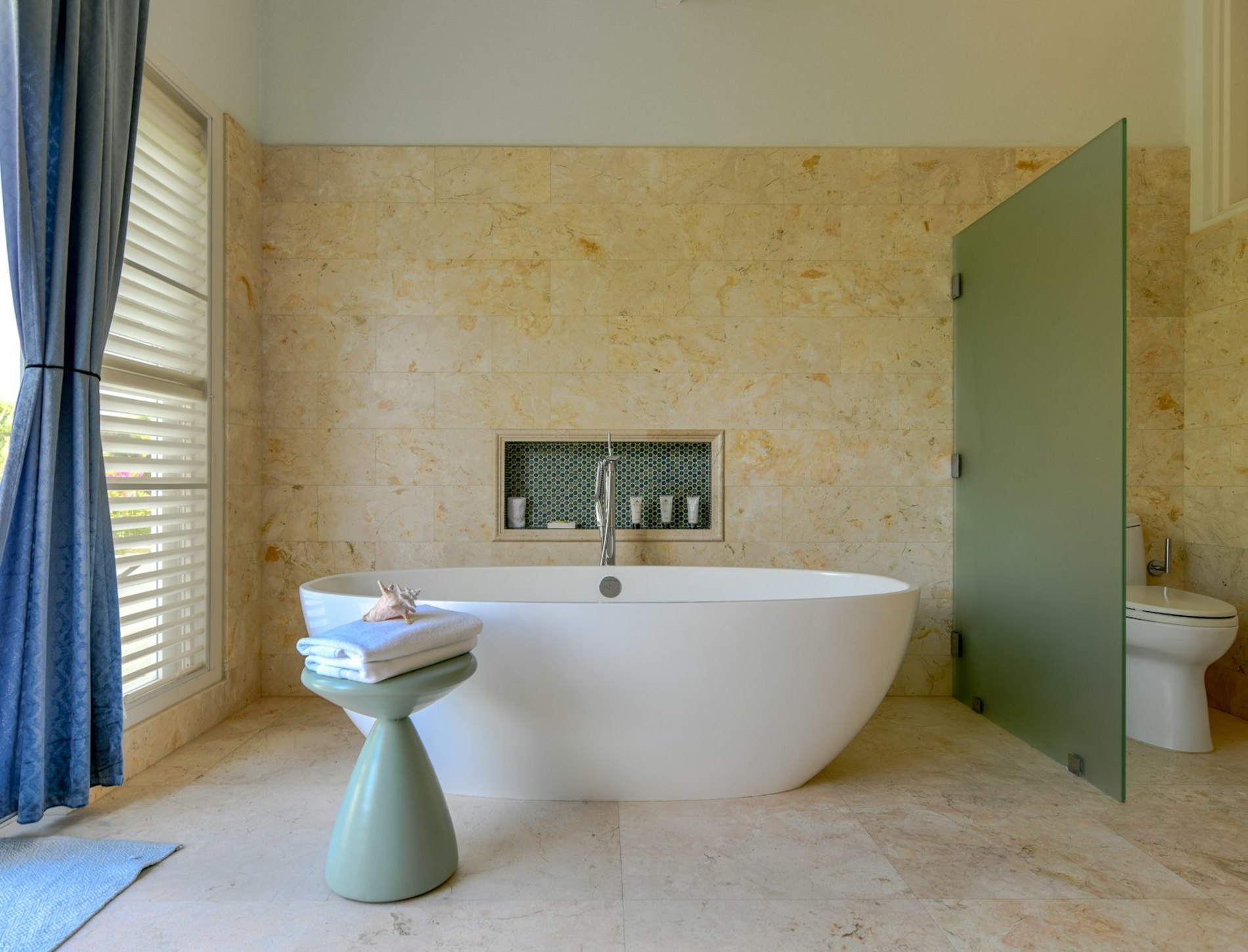 JBI - Room VCAR - Image 17