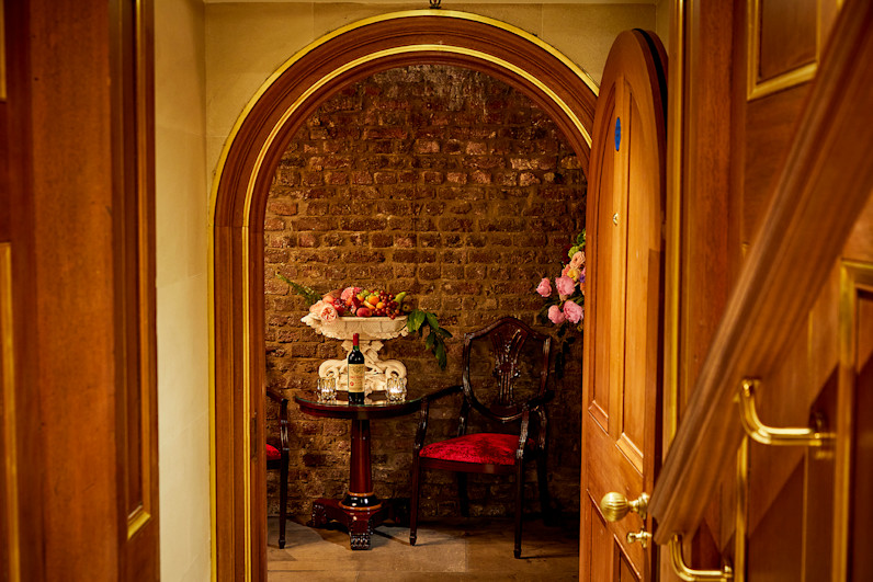 LAN - The Wine Cellar