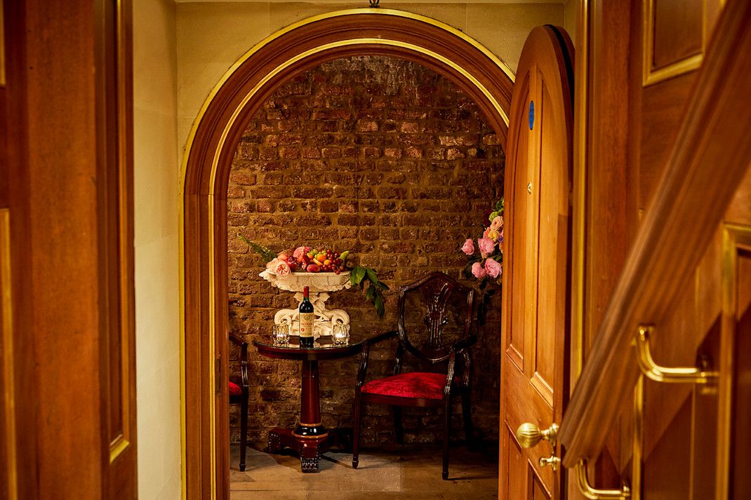 LAN - The Wine Cellar