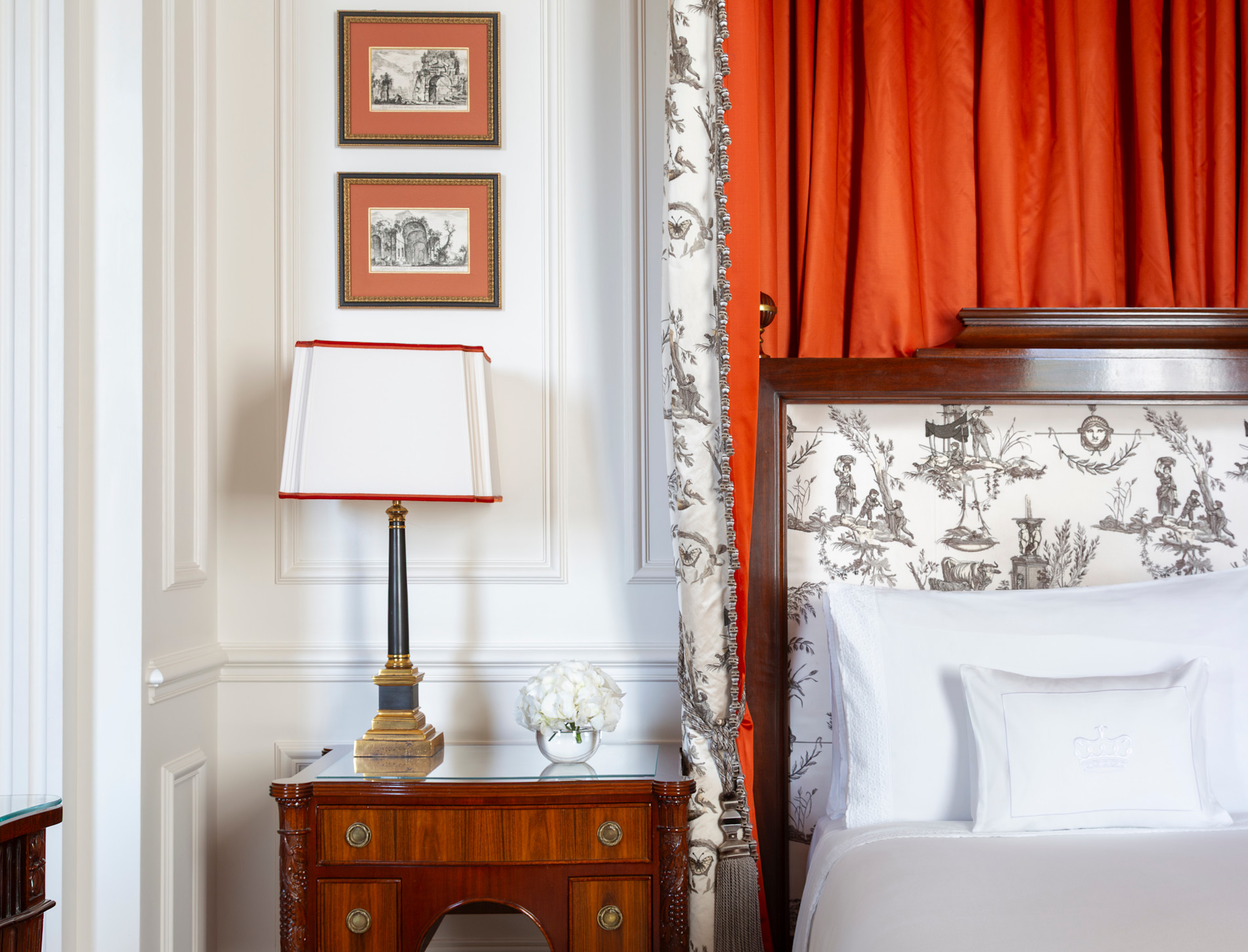 Royal Suite - The Lanesborough - Master Bedroom