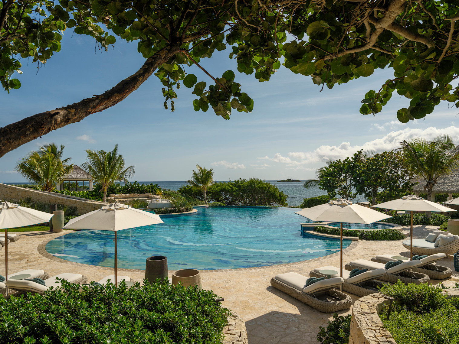 StudioIDC Evangaline-1688--E331