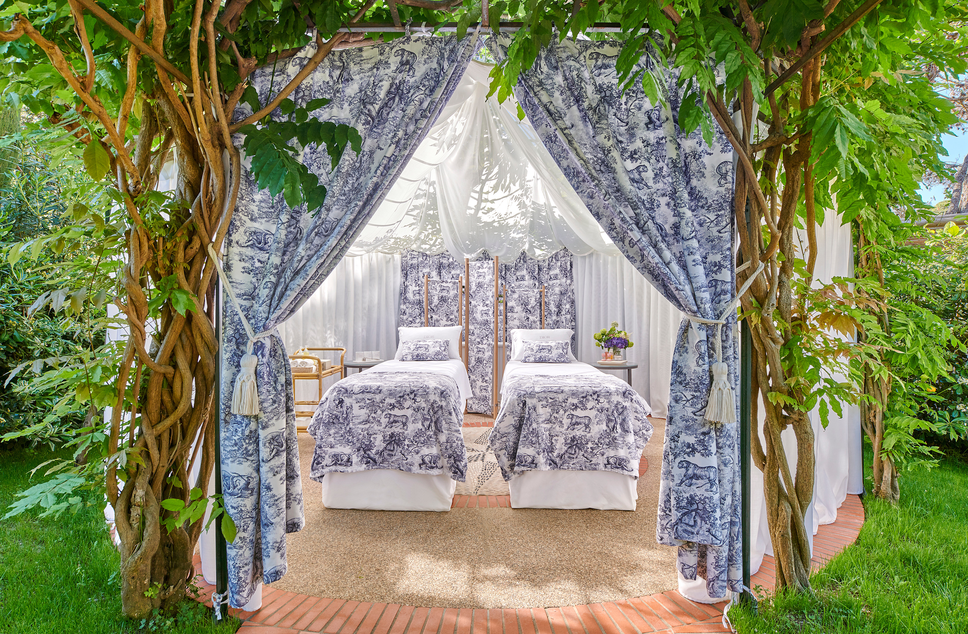 HDC- Dior Spa Eden-Roc Gloriette 2