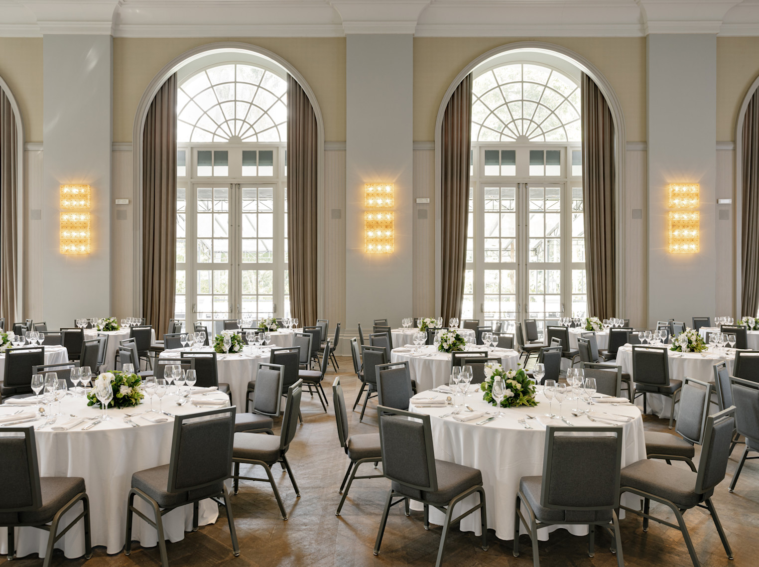 SAO - Cristal Ballroom Wedding Setting