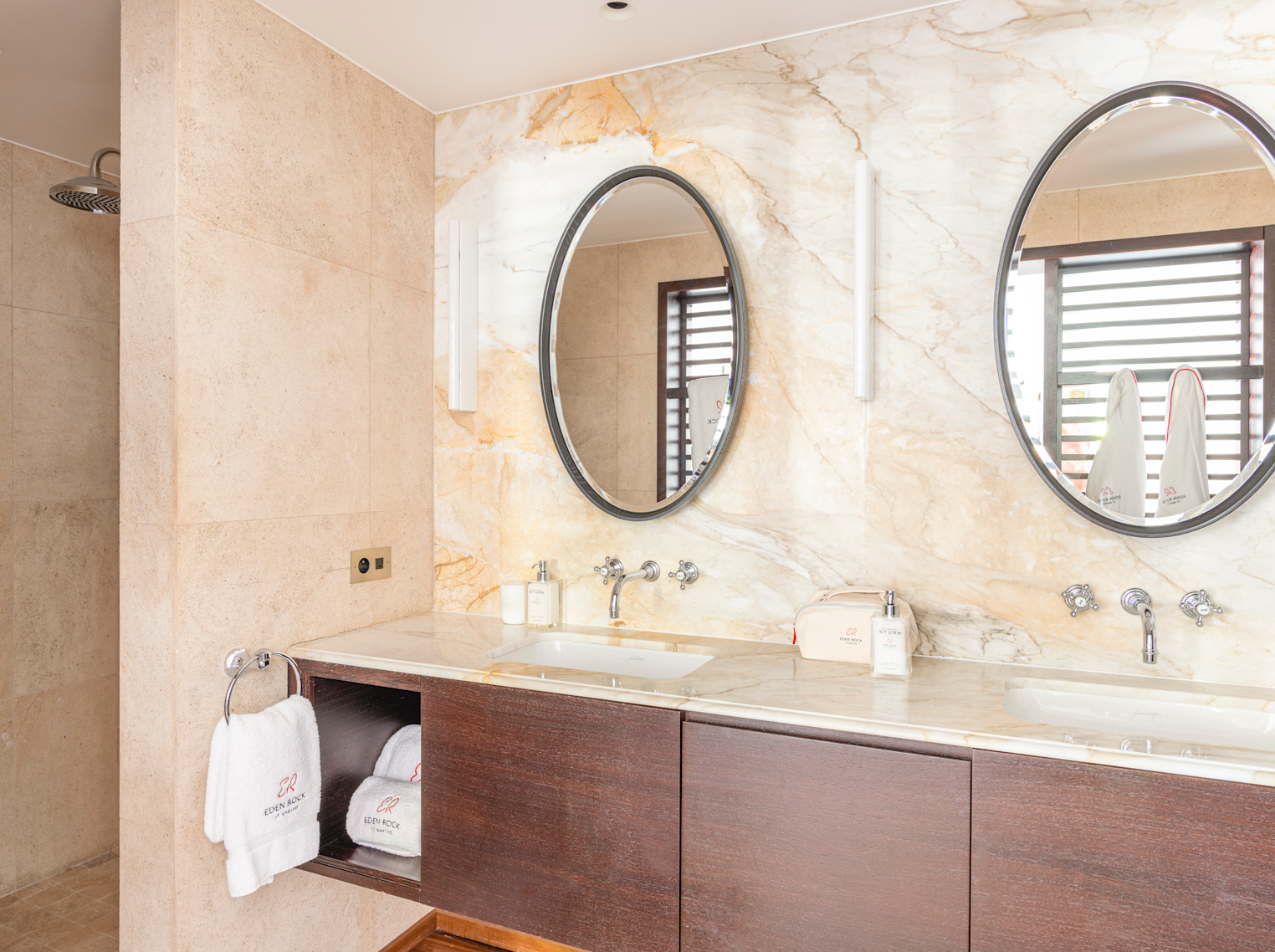 ERO - Diamond Suite Michaels