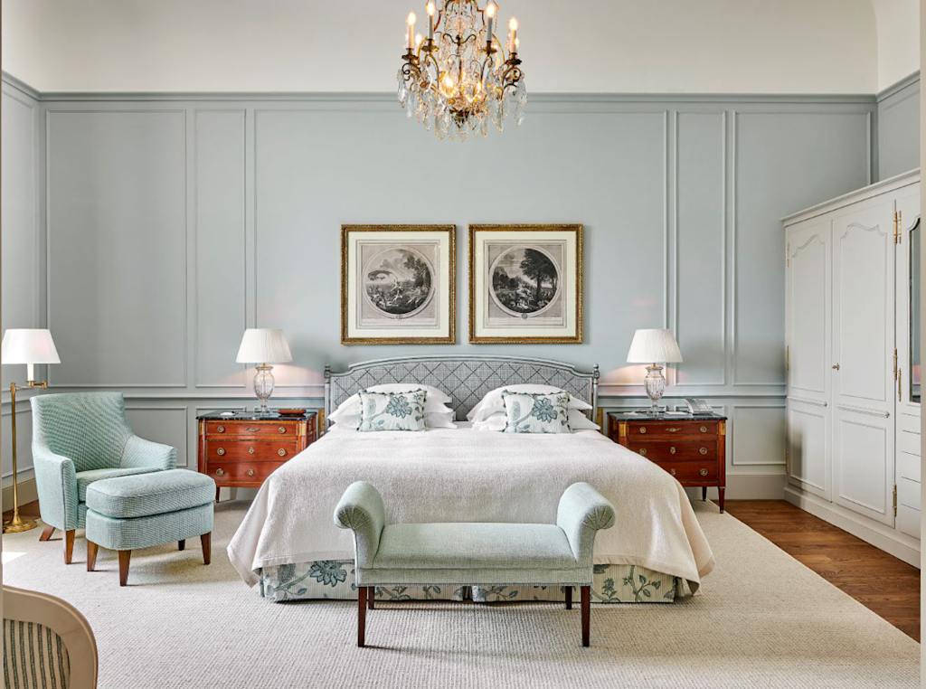 HDC - Deluxe One Bedroom Suite