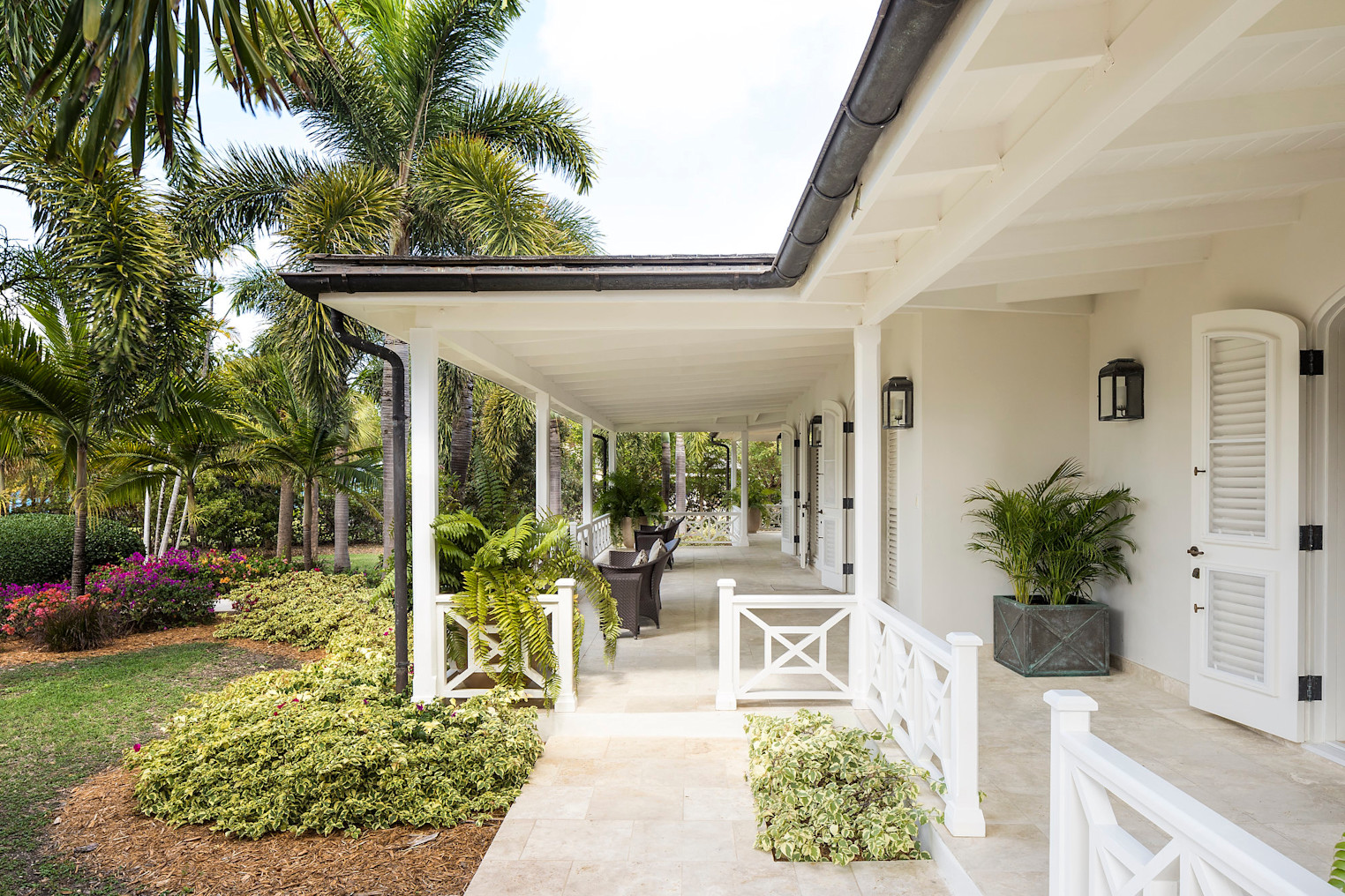 JBI-PrivateResidence-TurtleReef-BedroomTerrace2