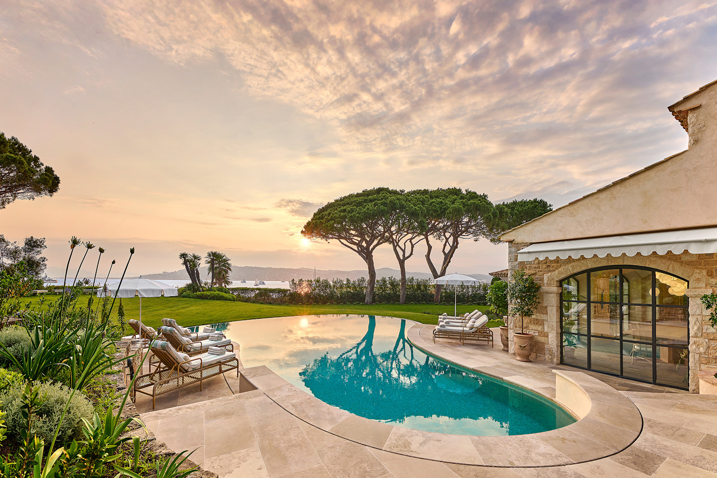 HDC - Villa La Guettière pool