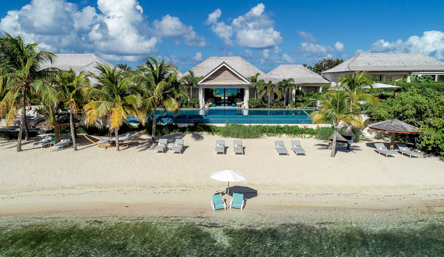 Air04-DEL-DelphisAir-Sea2VillaLo-2105JMR880136