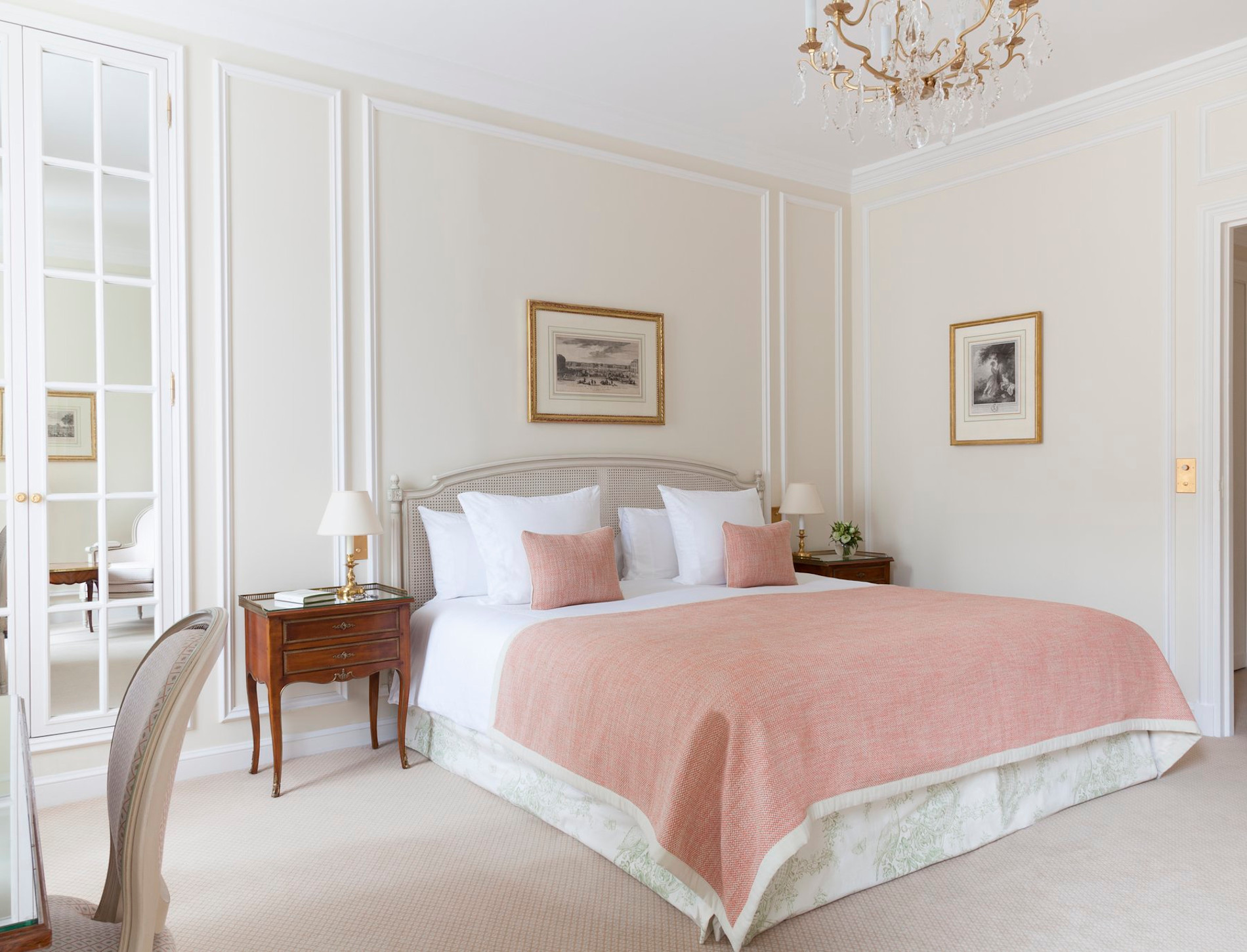 Room 03DLXG - Image 1