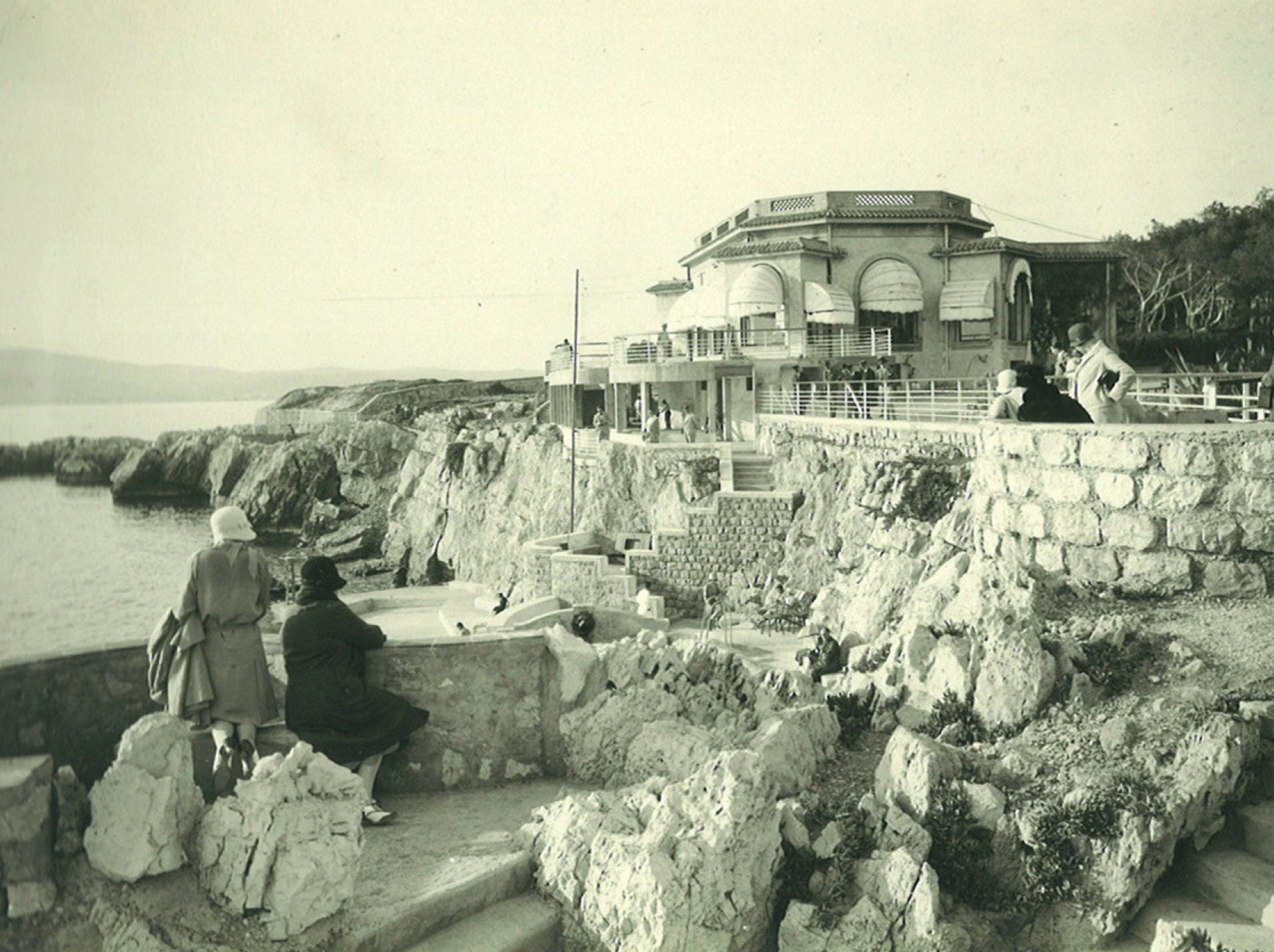 HDC - Eden-Roc Pavilion and pool