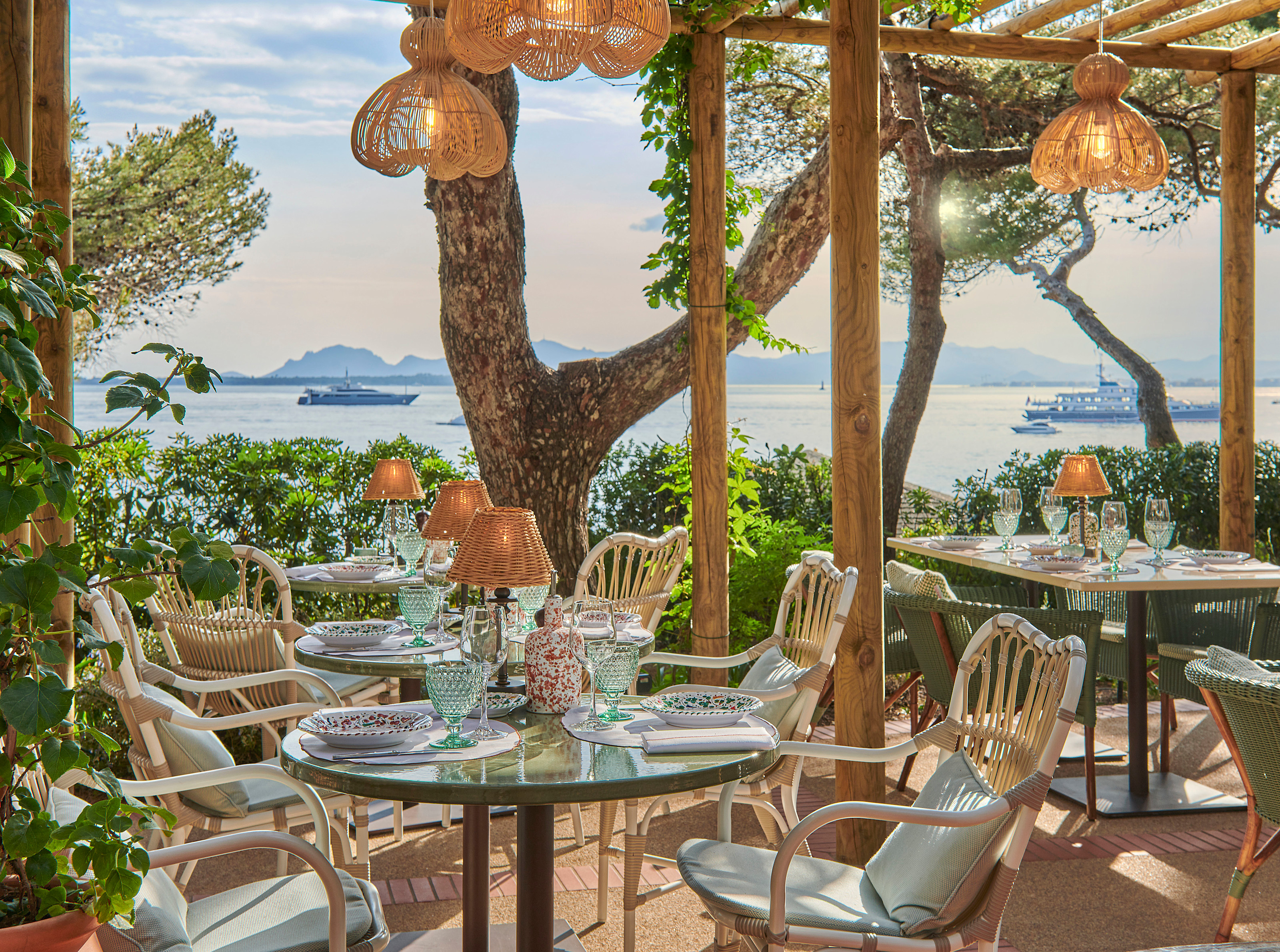 HDC - Giovanni's at sunset