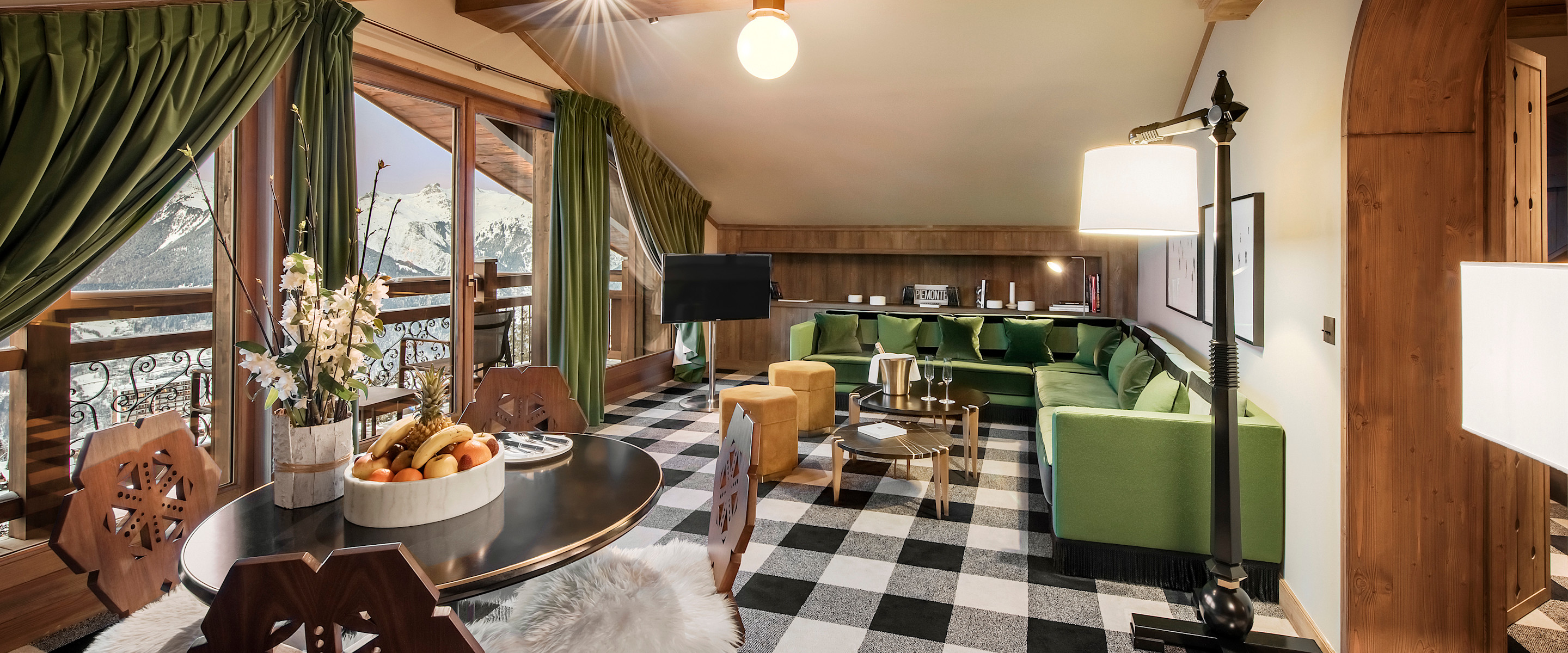 Deluxe One Bedroom Suite ilOEG