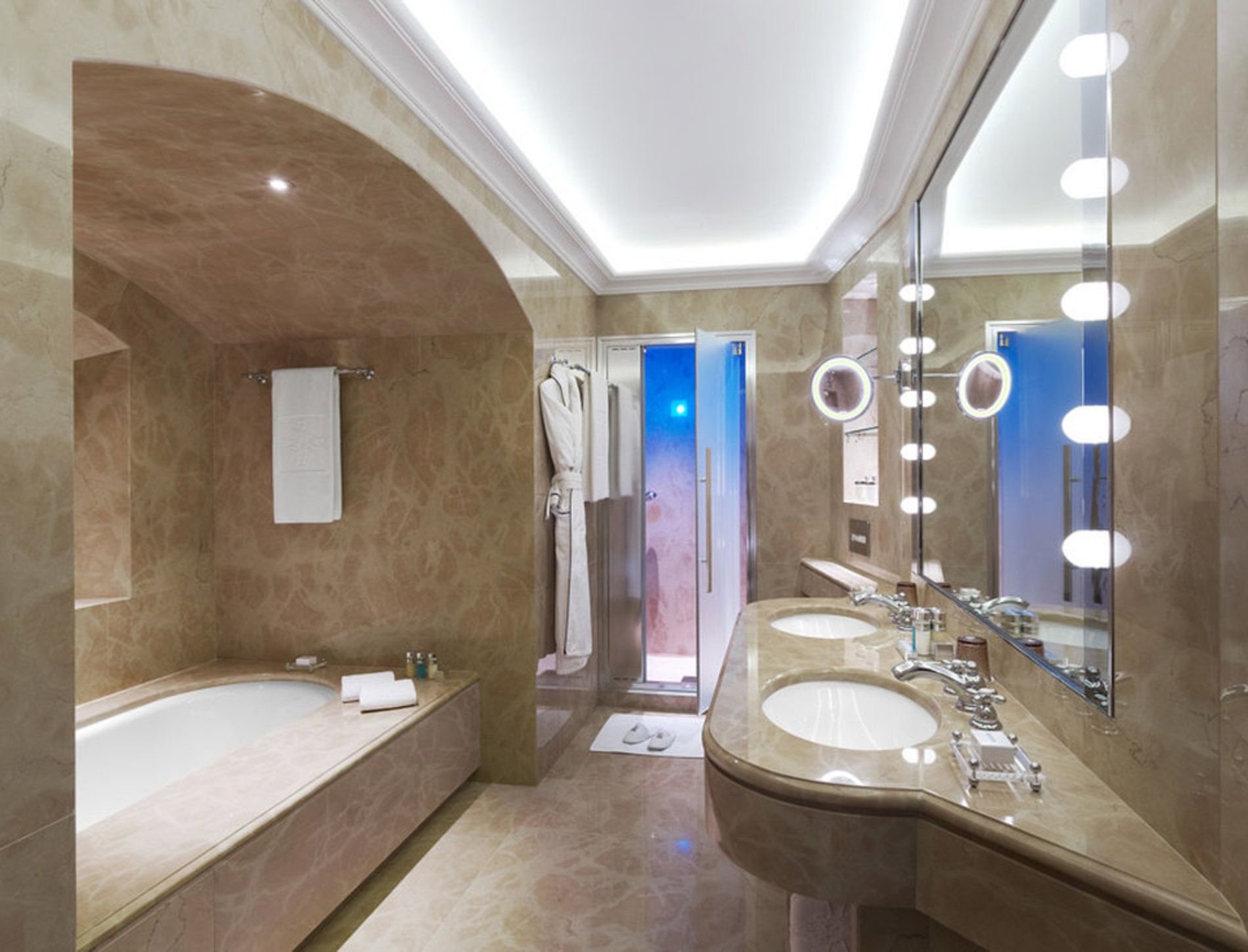 CSM - One Bedroom Suite Bathroom