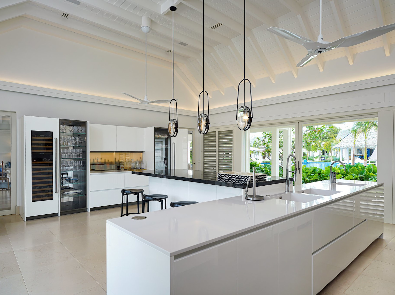 Room XTYC - Image 12