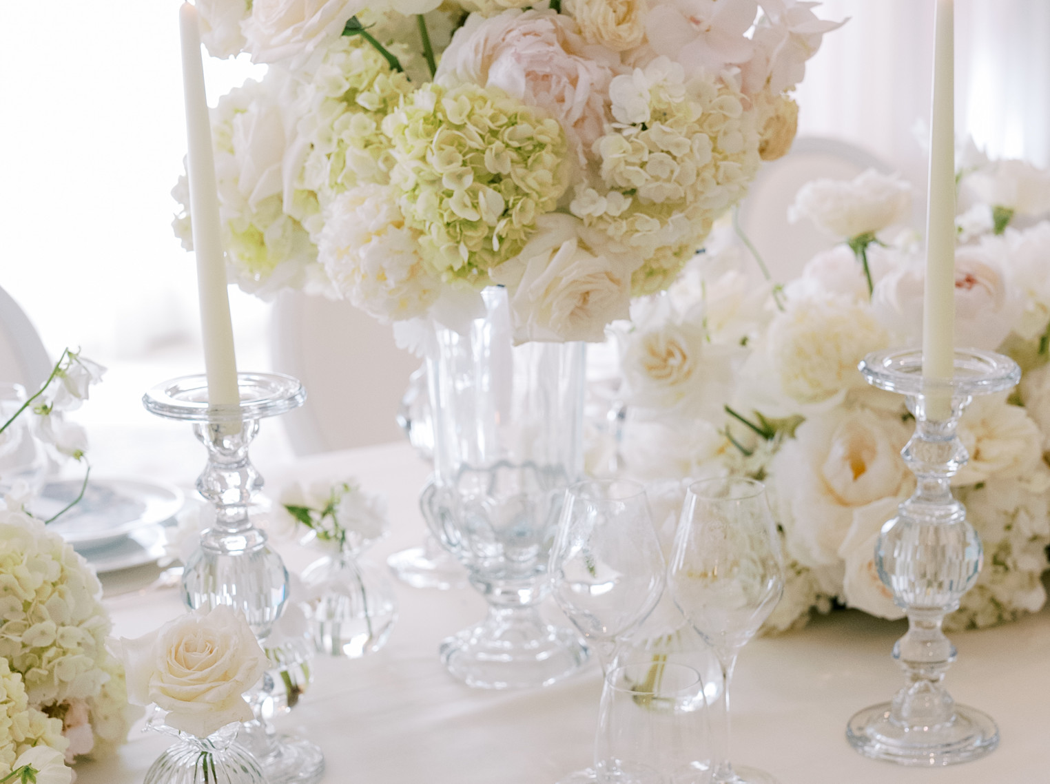 LBP - Salon Versailles - Mise en place Mariage ©Sorya PEDOUSSAUT Dzrjs