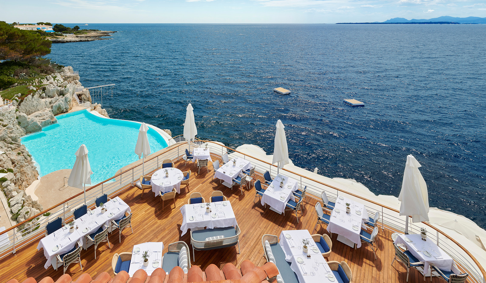 Eden-Roc Restaurant in Cote d’Azur | Hôtel du Cap-Eden-Roc
