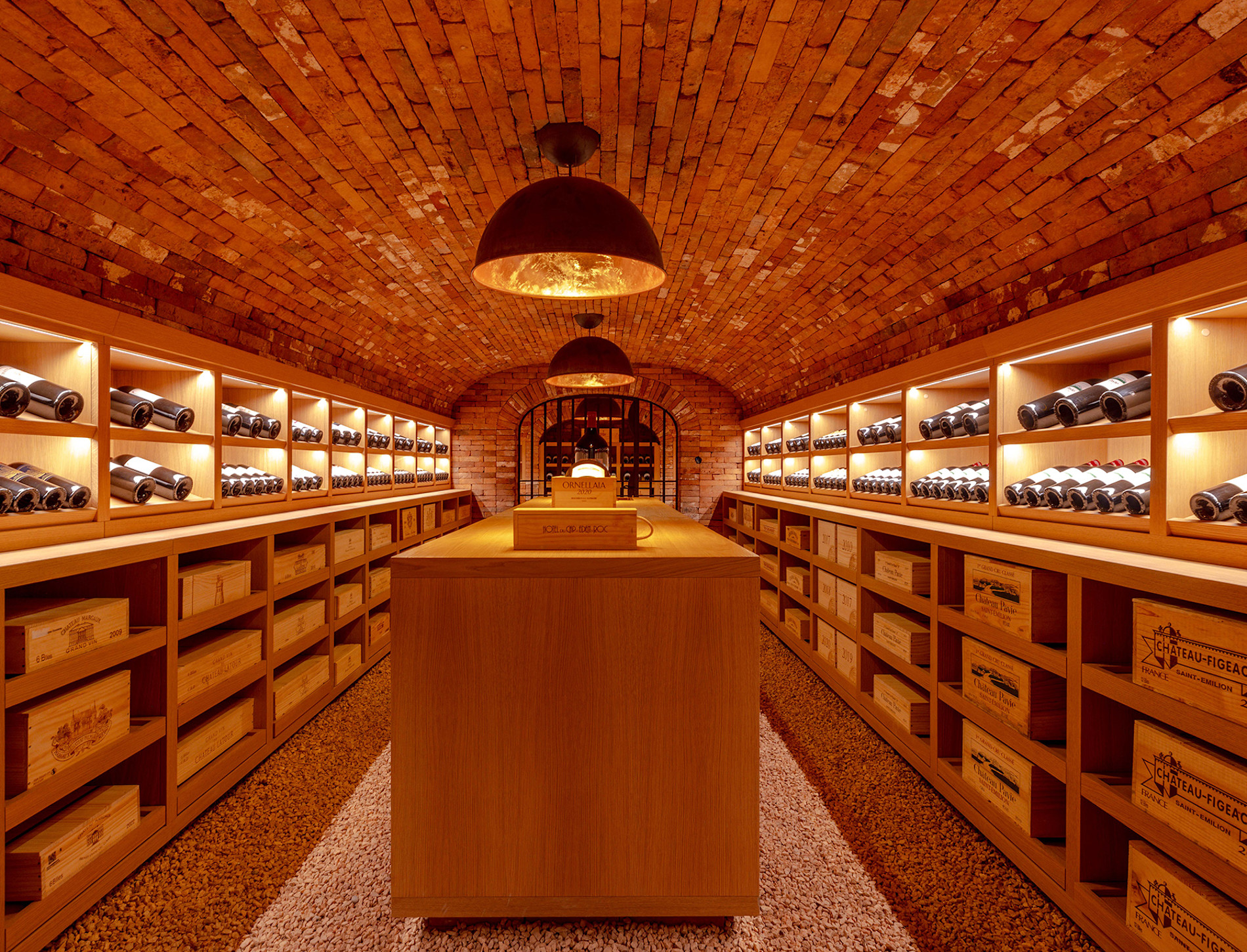 HDC - Villa La Guettière wine cellar