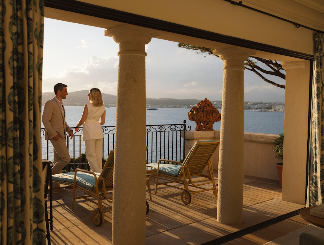 HDC - Villa La Guettière couple terrace