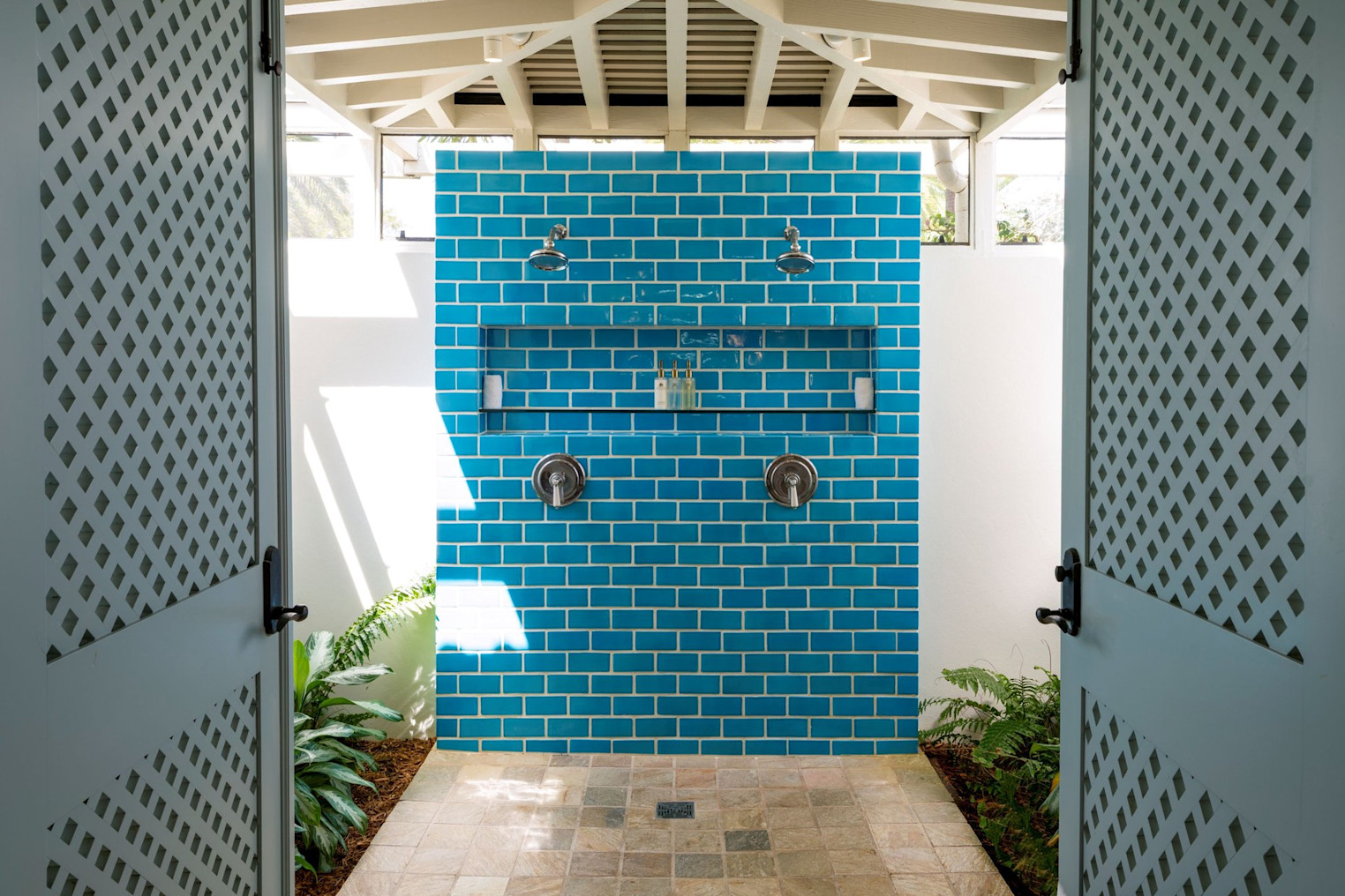 Room XTUC - Image 14