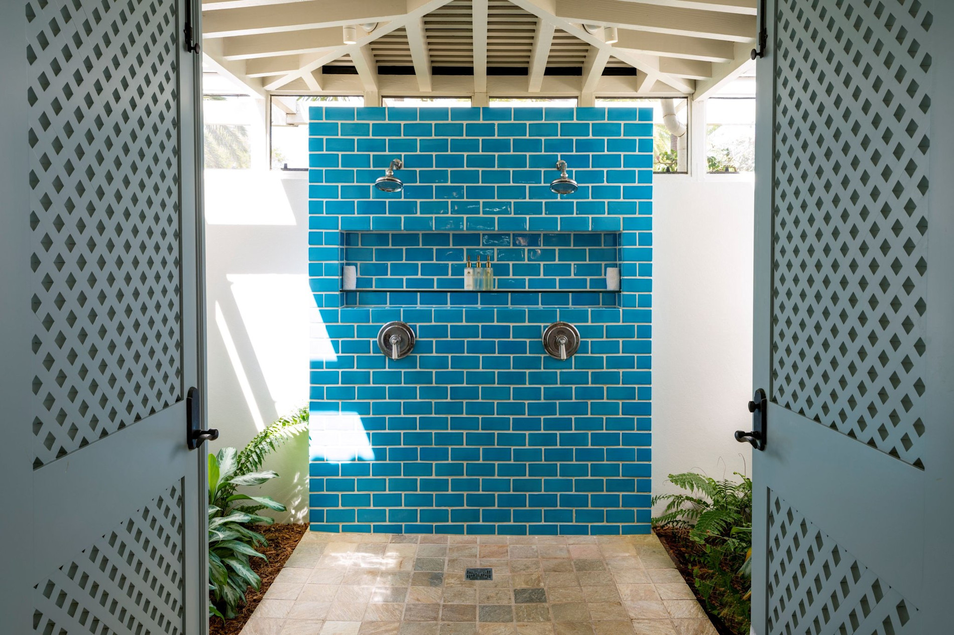 Room XTUC - Image 14