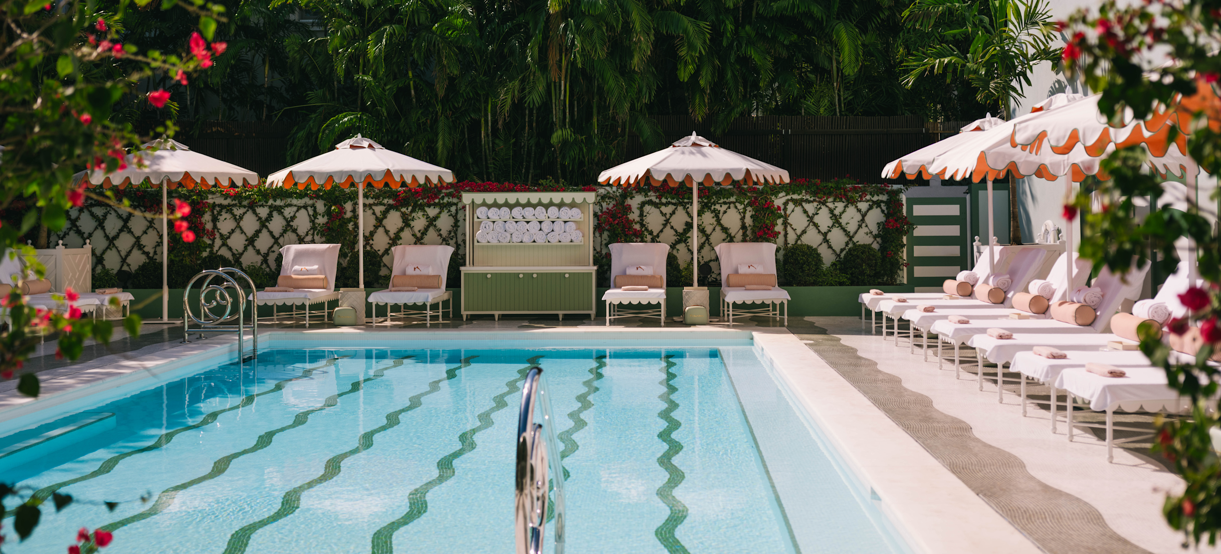 VIN - Pool - Via Tolila