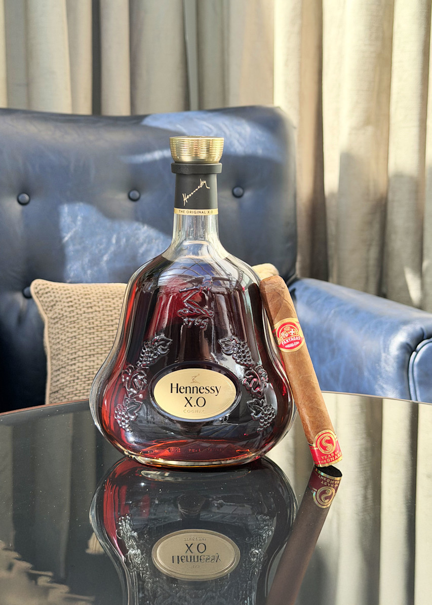 LAN - Partagas Cedros Year of the Snake & Hennessy XO