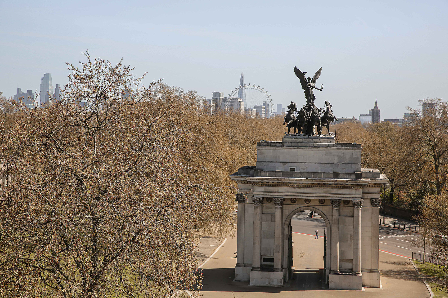 LAN - Wellington Arch - Autumn - Winter