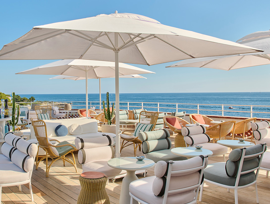 HDC - Eden-Roc Lounge cut