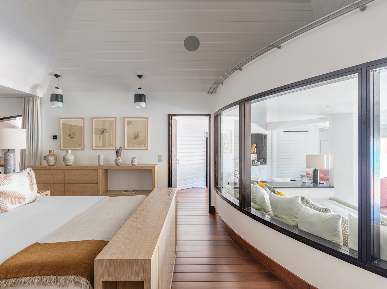 ERO - Diamond Suite James