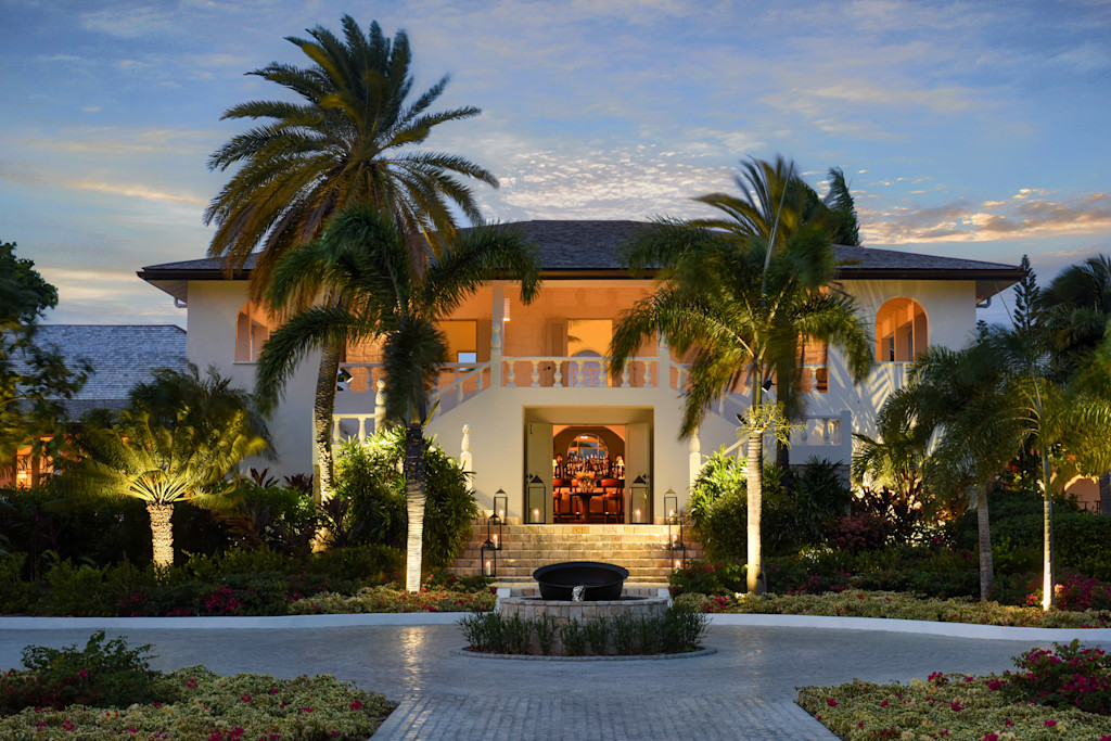 JBI - Estate House Facade