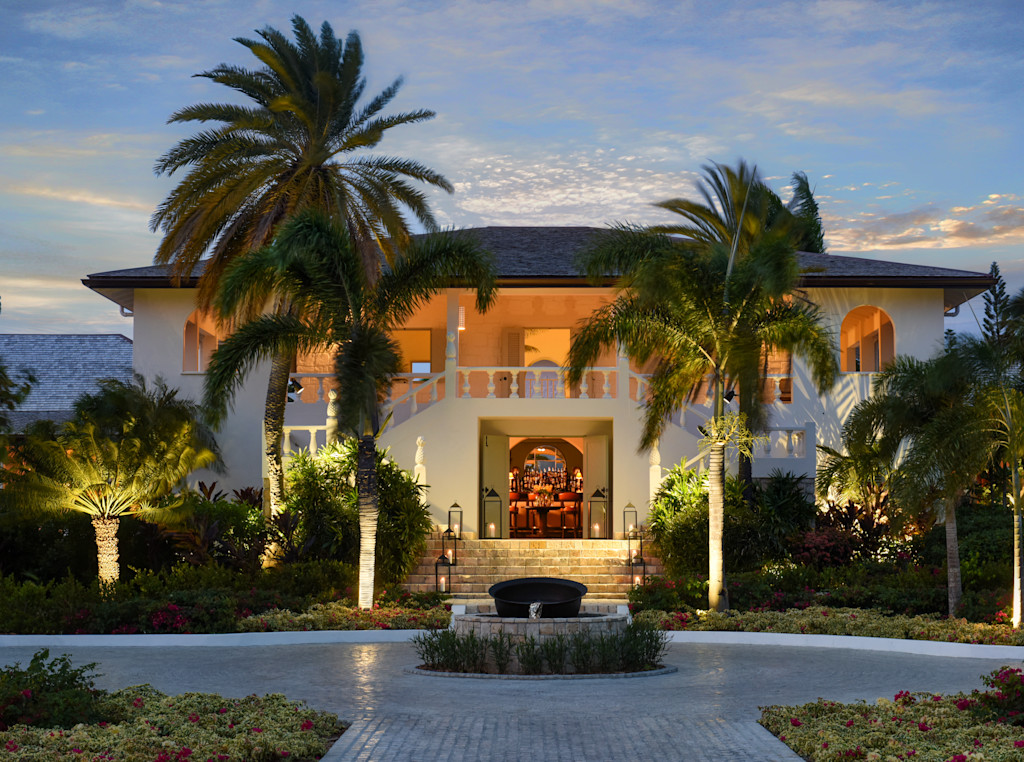 JBI - Estate House Facade