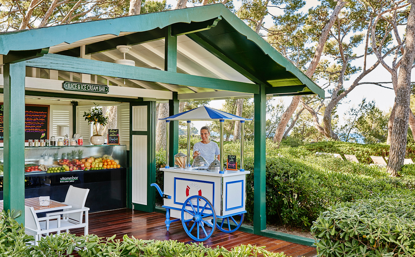 HDC - Juice & Ice Cream Bar