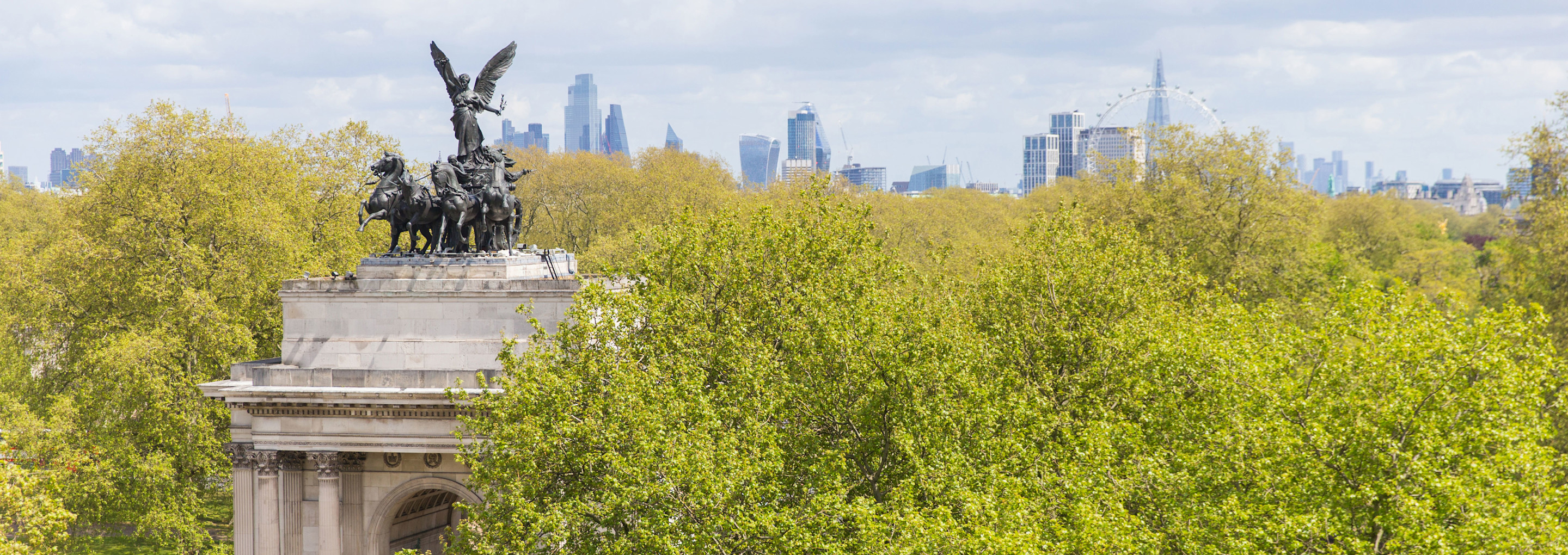 Wellington Arch London Skyline Autumn
