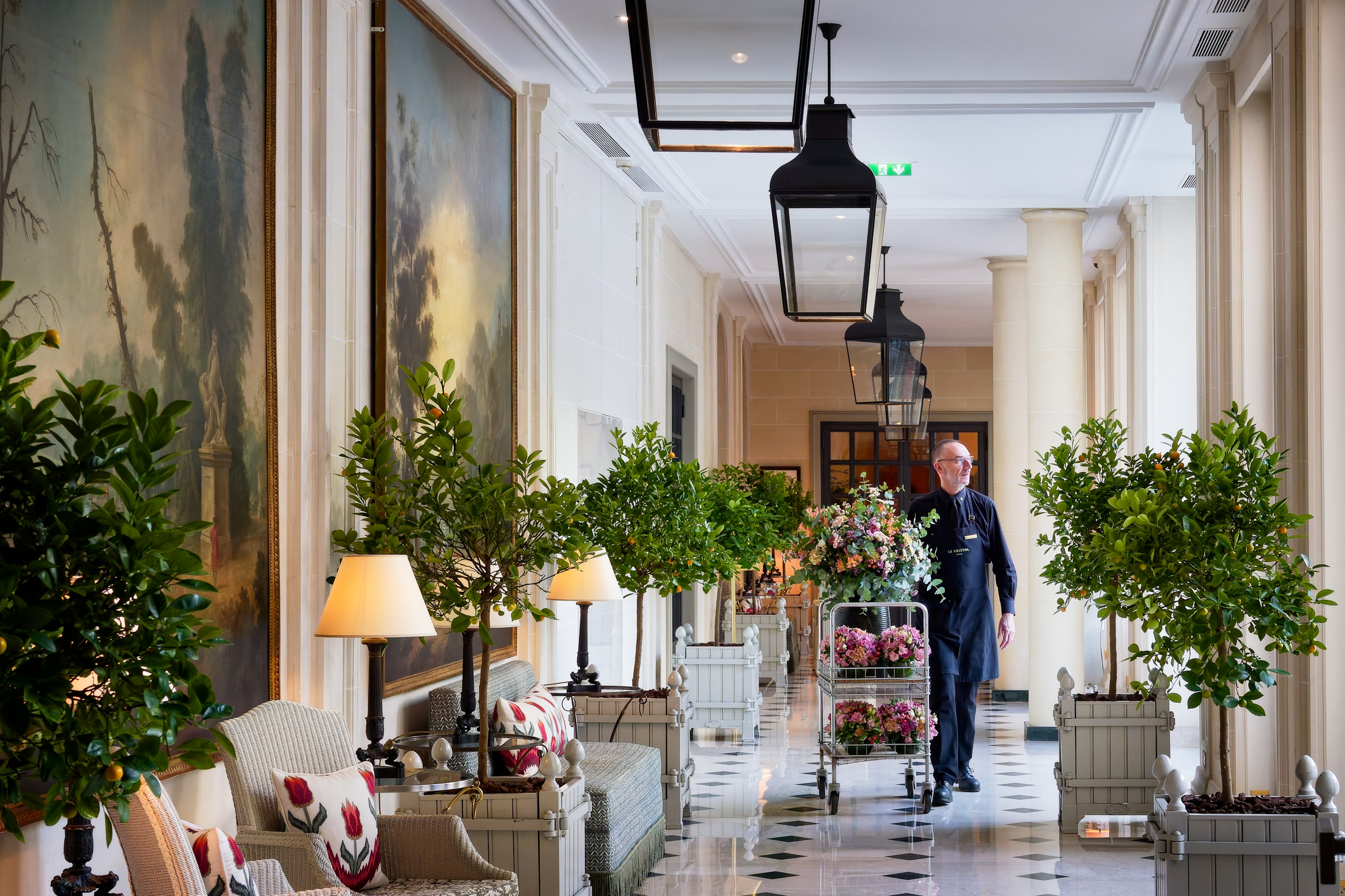 LBP - Hallway - Flowers