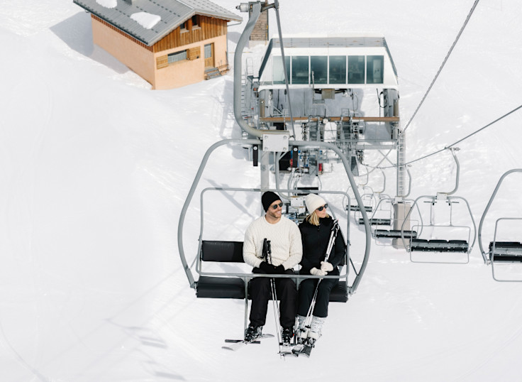 APG - Couple on chair lift