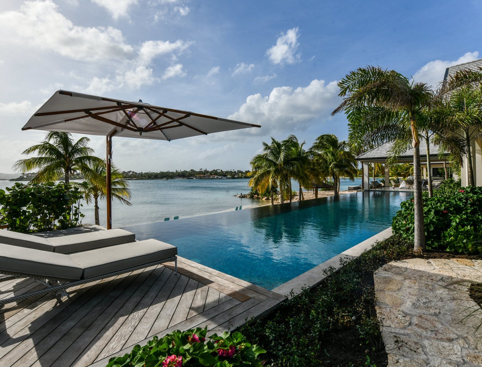 JBI - Room XDEL - Image 2