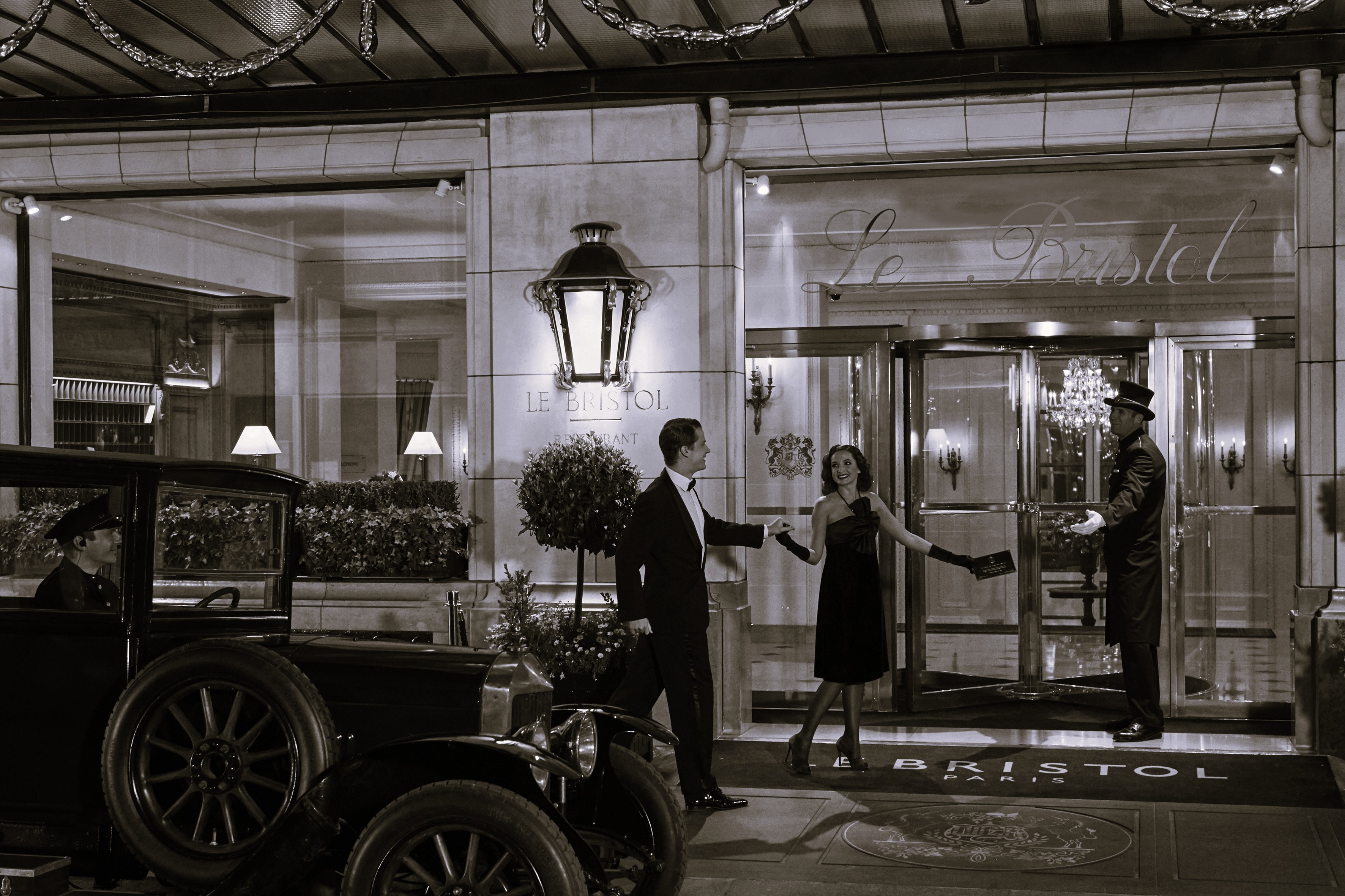100 Years of History | 5-Star Hotel | Le Bristol Paris
