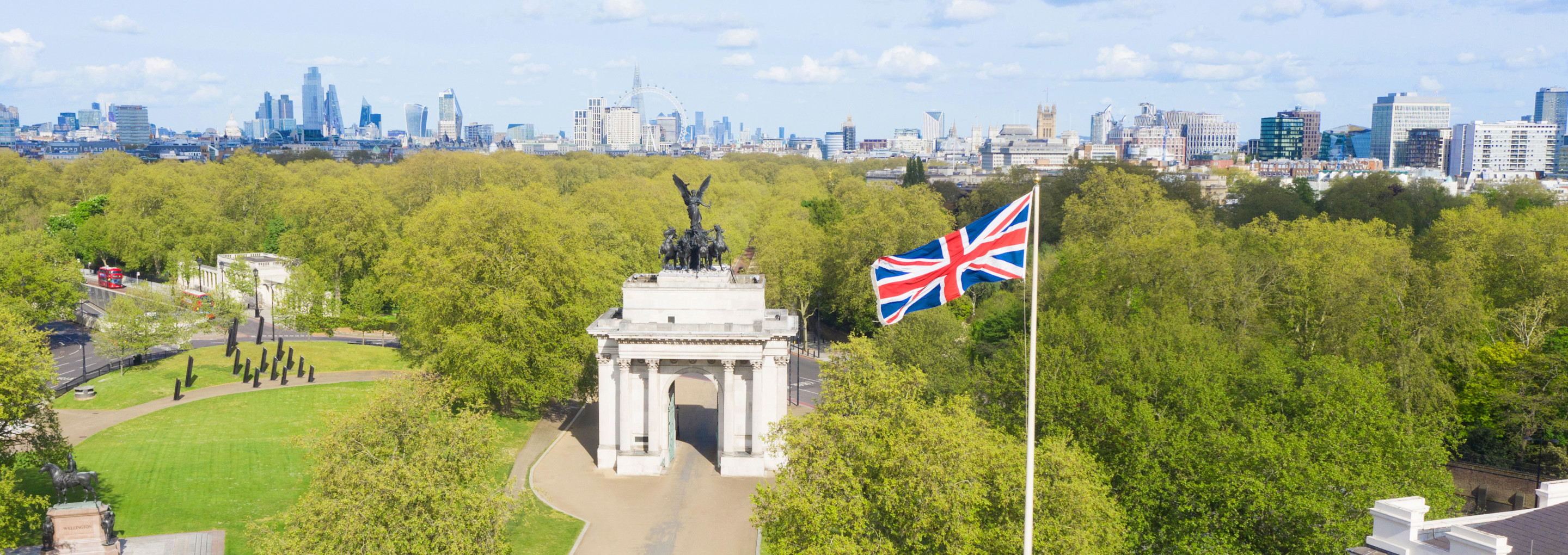 LAN - London Skyline from The Lanesborough