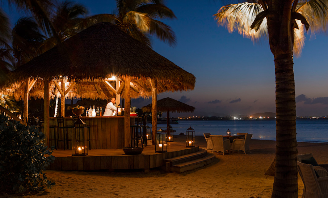 JBI - BeachBar - Night