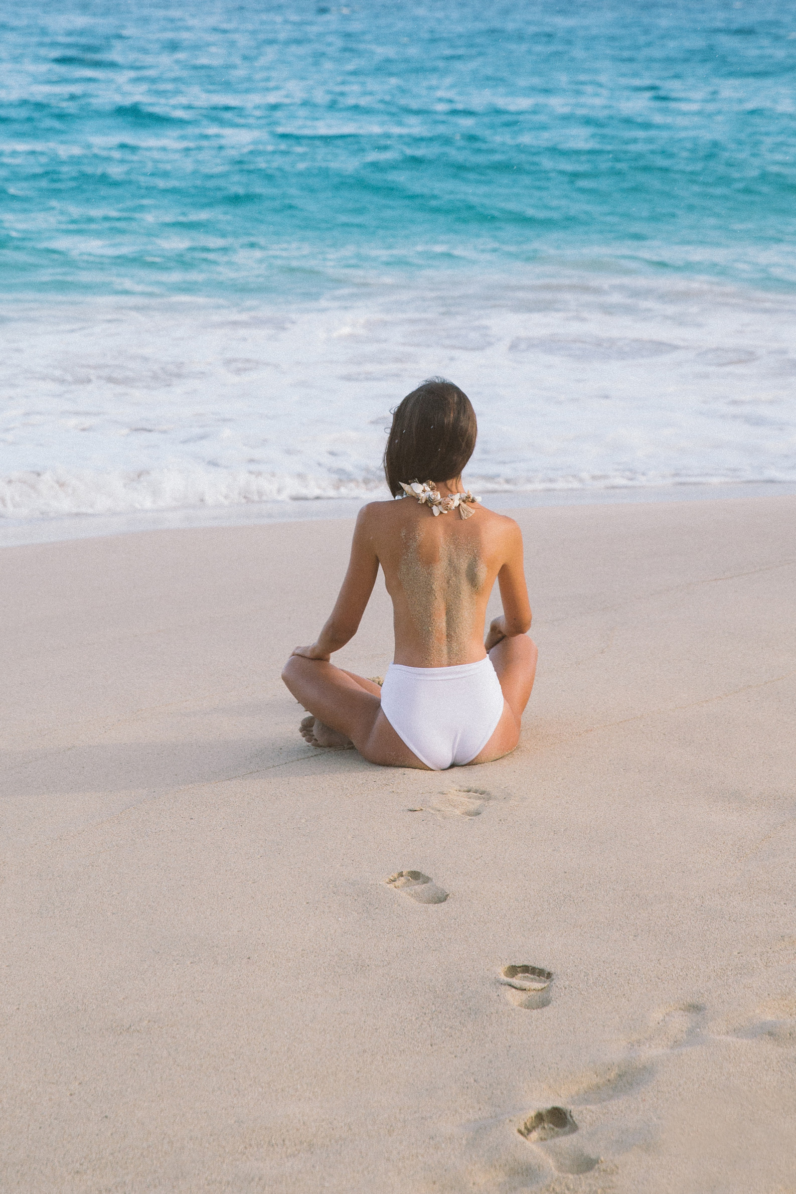 ERO - Destination - Woman on the beach