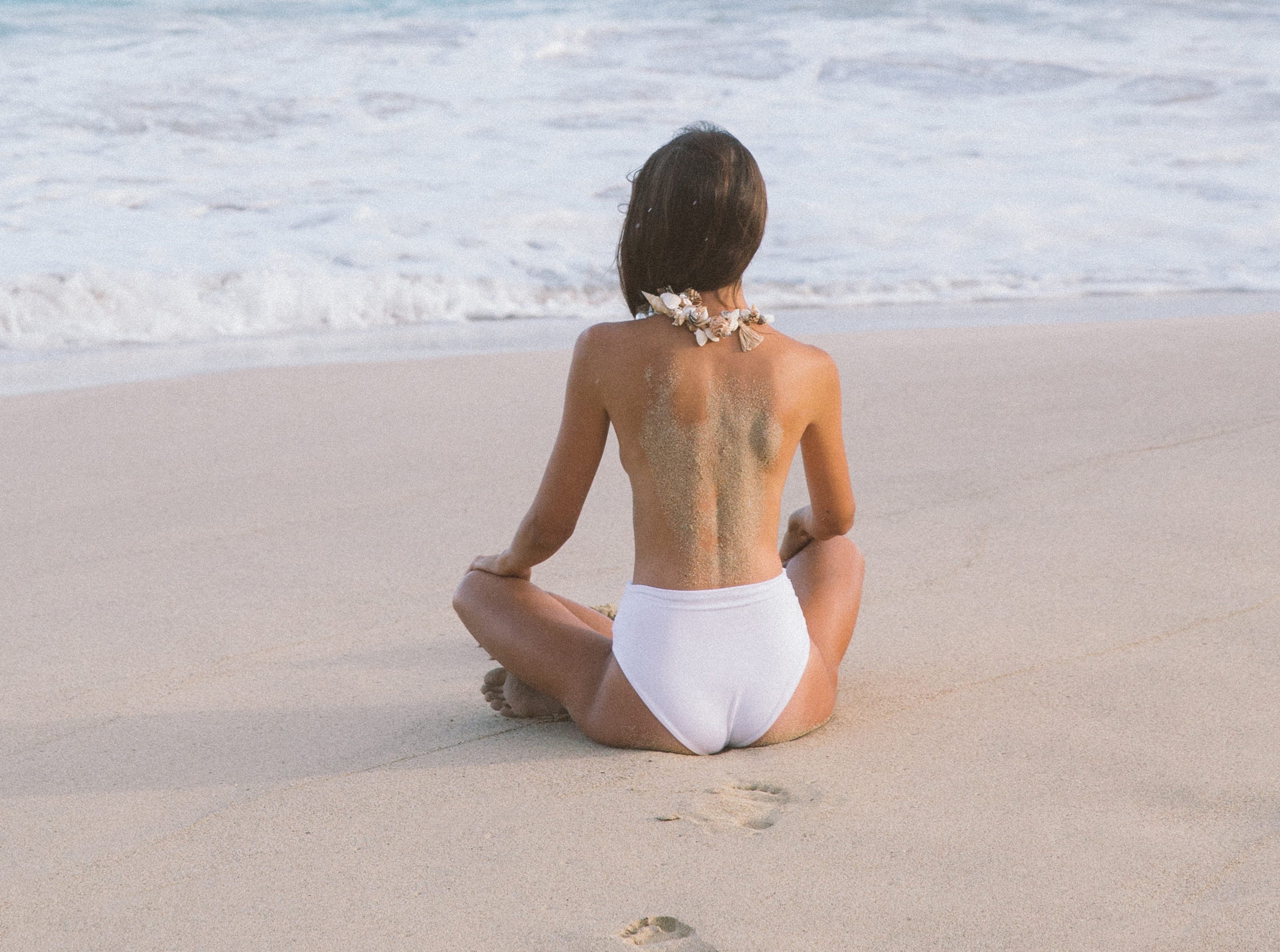 ERO - Destination - Woman on the beach